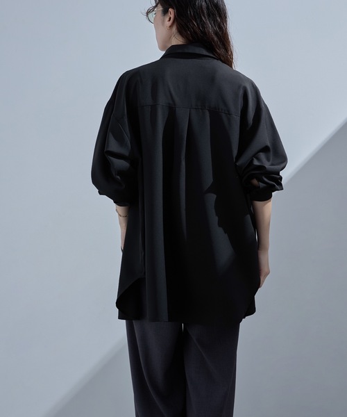 オーバーシャツラッシュガード