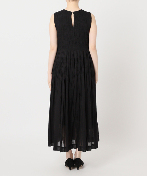 La TOTALITE（ラトータリテ）の「【ne Quittez pas/ヌキテパ 】Shirring Sleeveless Dress（ワンピース・レディース・ピンク/グリーン/ブラック・MEDIUM/SMALL）」の15枚目の写真