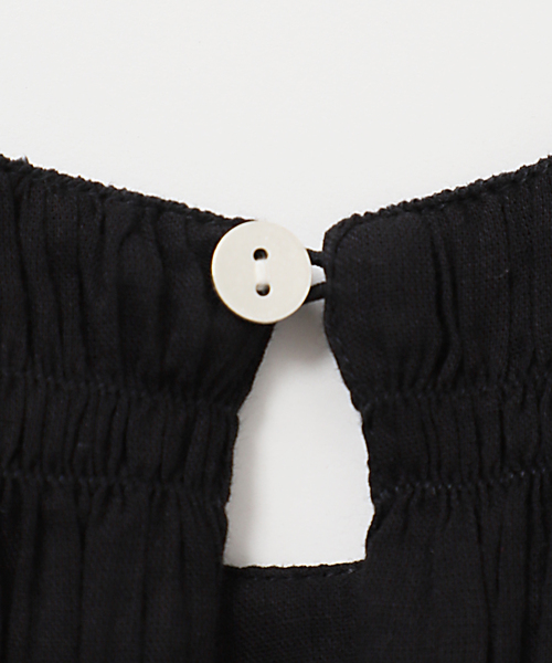 La TOTALITE（ラトータリテ）の「【ne Quittez pas/ヌキテパ 】Shirring Sleeveless Dress（ワンピース・レディース・ピンク/グリーン/ブラック・MEDIUM/SMALL）」の20枚目の写真