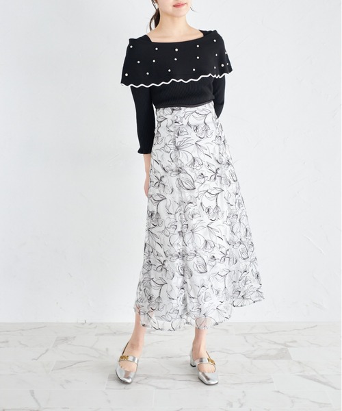 tocco closet(トッコ クローゼット)の「パールビジュー付き配色オフショルニットプルオーバー(ニット/セーター・レディース・ブラック/ネイビー/オフホワイト・M)」の9枚目の写真