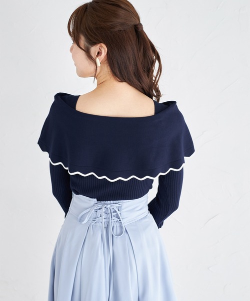 tocco closet(トッコ クローゼット)の「パールビジュー付き配色オフショルニットプルオーバー(ニット/セーター・レディース・ブラック/ネイビー/オフホワイト・M)」の13枚目の写真