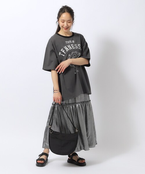 SHOO・LA・RUE(シューラルー)の「◆ハーフムーンショルダーバッグ(ショルダーバッグ・レディース・ブラック/グレー/アイボリー・00)」の8枚目の写真