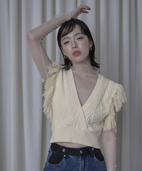 華　ella_selectshop フリンジベスト　ホワイト　美品 セール】フェザーフリンジペプラムベスト（ベスト）｜AMELY