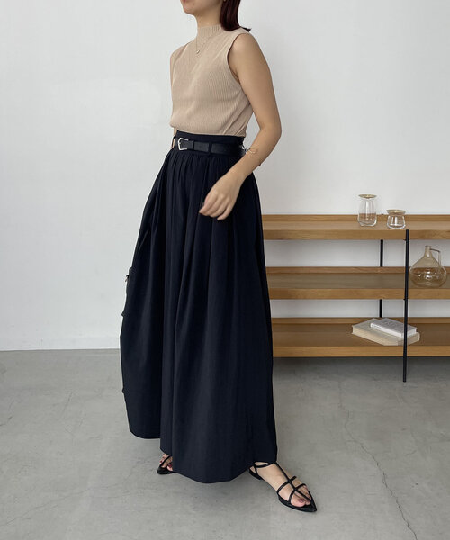 CAPRICIEUX LE'MAGE（カプリシューレマージュ）の「裾リブノースリニット（ニット/セーター・レディース・ベージュ/ホワイト系その他/ブラック・FREE）」の4枚目の写真