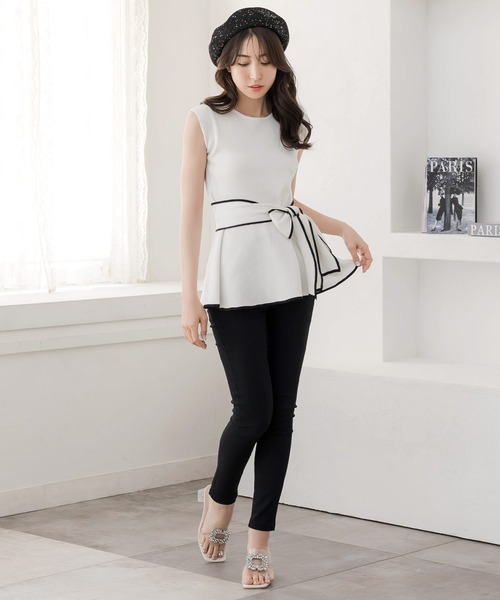 Julia Boutique(ジュリアブティック)の「ビジューモチーフクリアヒールサンダル/24110(サンダル・レディース・ホワイト/ブラック・37/36/39/38)」の11枚目の写真