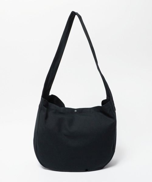 United Athle（ユナイテッドアスレ）の「【UNITED ATHLE】ヘヴィー キャンバス ニュースペーパーバッグ メッセンジャーバッグ 2026年春夏（ショルダーバッグ・メンズ・ナチュラル/ブラック・FREE）」の5枚目の写真