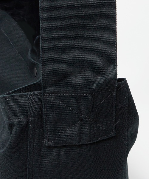 United Athle（ユナイテッドアスレ）の「【UNITED ATHLE】ヘヴィー キャンバス ニュースペーパーバッグ メッセンジャーバッグ 2026年春夏（ショルダーバッグ・メンズ・ナチュラル/ブラック・FREE）」の8枚目の写真