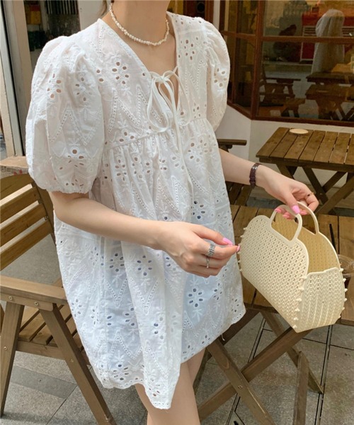 一番の 00s パフスリーブフリルチュニック 総レース×花柄