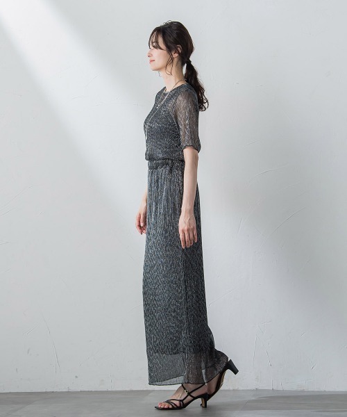 LAUTREAMONT(ロートレアモン)の「【一部店舗&WEB限定】ラメシアープリーツ半袖カットソー(Tシャツ/カットソー・レディース・ブラウン/オフホワイト/ブラック・9号)」の9枚目の写真