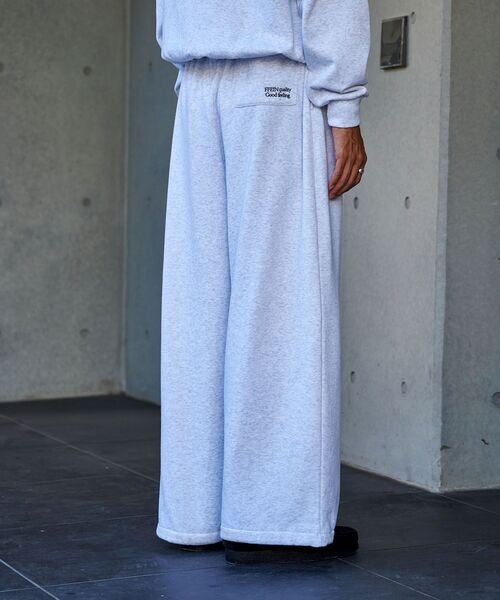 セール】【FFEIN(フェイン)】タックワイドストレートスウェットパンツ