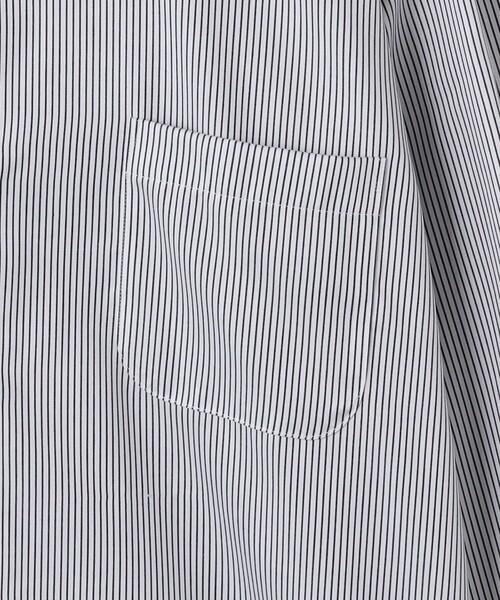 green label relaxing（グリーンレーベルリラクシング）の「コットン ストライプ クレリック ショートワイド ドレスシャツ -イージーアイロン-（ビジネスシャツ・メンズ・ブラック・42cm/38cm/39cm/37cm/41cm/43cm/40cm）」の2枚目の写真