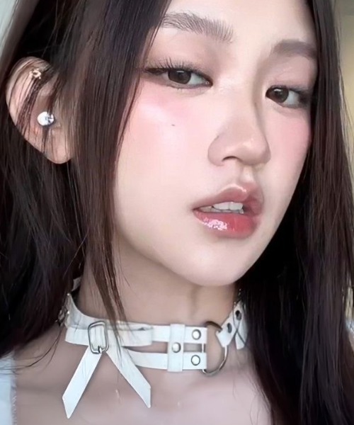 Achic(アシック)の「パンクファッション チョーカー(ネックレス・レディース・ホワイト/ブラック・FREE)」の13枚目の写真