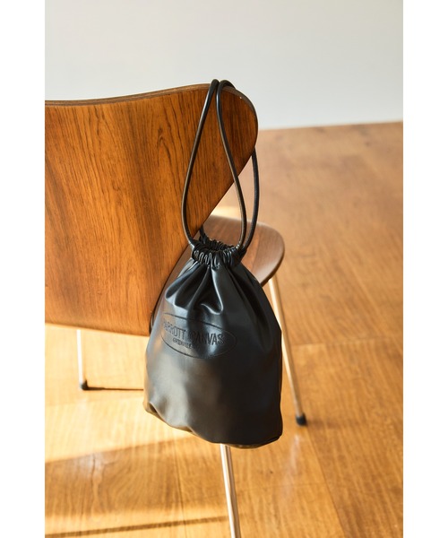 PU Leather poach/巾着ポーチ（ポーチ）｜PARROTT CANVAS（パロットキャンバス）