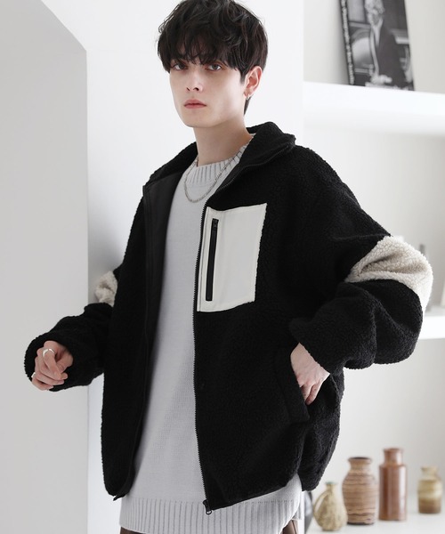 ETELIO（エテリオ）の「【23AW】ビッグシルエットシープボア袖ラインスタンドネックジャケット（その他アウター・メンズ・ブラック/ワイン/グレー系/モカ・L/M/S）」の9枚目の写真