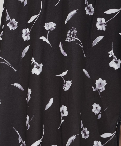 REDYAZEL（レディアゼル）の「フェザープリントスリットスカショートパン（スカート・レディース・ブルー/オフホワイト/ブラック・FREE）」の19枚目の写真