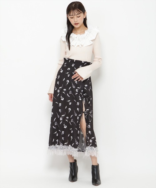 REDYAZEL（レディアゼル）の「フェザープリントスリットスカショートパン（スカート・レディース・ブルー/オフホワイト/ブラック・FREE）」の4枚目の写真