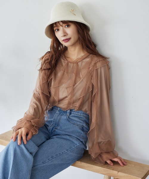 mysty woman（ミスティウーマン）の「チュールフリルブラウス　149256（シャツ/ブラウス・レディース・ベージュ/ブラック/オフホワイト・FREE）」の9枚目の写真