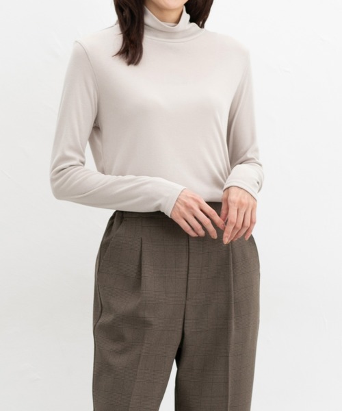 Honeys（ハニーズ）の「ハイネックＴシャツ（Tシャツ/カットソー・レディース・パープル/ブラック/ブラウン/ベージュ/アイボリー/ボルドー・LL/S/M/L）」の4枚目の写真