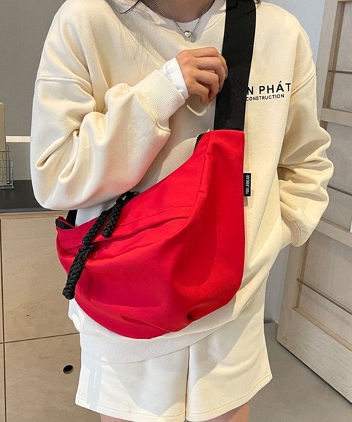 CRB（シーアールビー）の「ジップ配色ボディバッグ（ボディバッグ/ウエストポーチ・レディース・レッド/ベージュ/アイボリー/ブラック・F）」の13枚目の写真