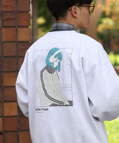 セール】【Selfie freak】 イラスト バックプリント セルフィー