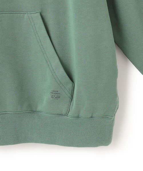 J.PRESS YORK STREET(ジェイプレスヨークストリート)の「【UNISEX】プルオーバーパーカー / ハーフジップ(パーカー・メンズ・ライトグレー系/ピンク系/アイボリー系/ライトグリーン系・SMALL/MEDIUM/LARGE)」の8枚目の写真