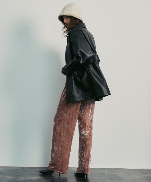 uyuウユ uyu.（ウユ）の「Waist Drawstring Over Leather Jacket / ウエスト