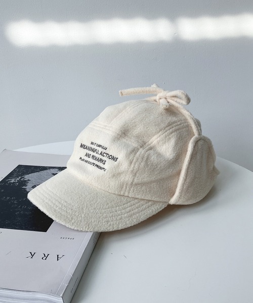 AS KNOW AS plus（アズノゥアズプラス）の「◇フリースフライトキャップ（キャップ・レディース・ブラック/アイボリー・FREE）」の8枚目の写真