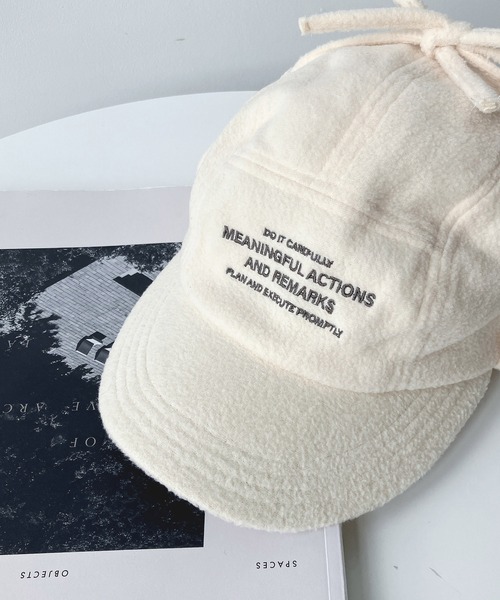 AS KNOW AS plus（アズノゥアズプラス）の「◇フリースフライトキャップ（キャップ・レディース・ブラック/アイボリー・FREE）」の11枚目の写真