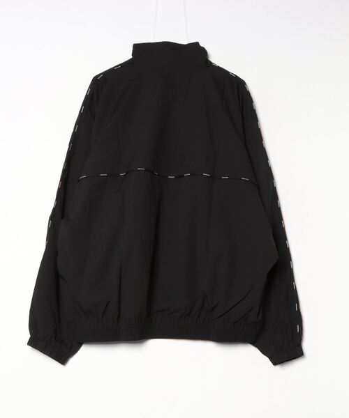 NEW ERA(ニューエラ)の「ニューエラ PA OS PIPING TRACK JACKET BLK(ジャージ・メンズ・ブラック・M/L/LL)」の2枚目の写真