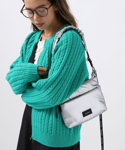 BAYFLOW（ベイフロー）の「フリルショルダーパフサコッシュ（ショルダーバッグ・レディース・ミント/シルバー/ブラック・FREE）」の6枚目の写真