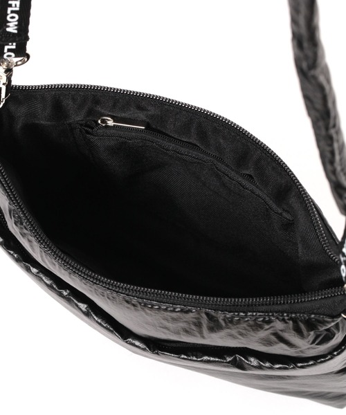 BAYFLOW（ベイフロー）の「フリルショルダーパフサコッシュ（ショルダーバッグ・レディース・ミント/シルバー/ブラック・FREE）」の21枚目の写真