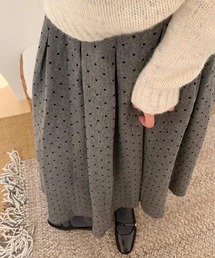タックプリーツドットスカート