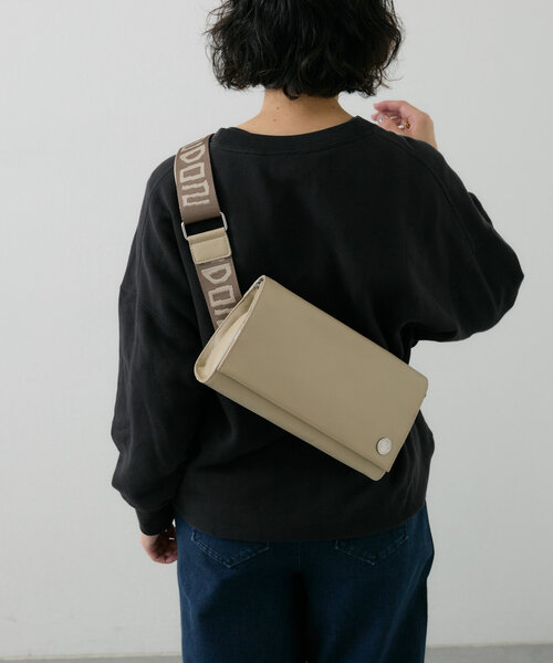 ☆イア パピヨネ SWASH ボディバッグ 柄 ワイドテープ ショルダーバッグ☆ ear PAPILLONNER（イアパピヨネ）の「【SWASH(スウォッシュ)×ear】《本