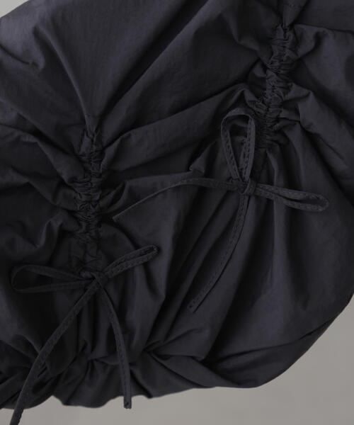 FREE'S MART（フリーズマート）の「◆くしゅリボントート（トートバッグ・レディース・ブラック/ライトグリーン・ﾌﾘ-）」の4枚目の写真