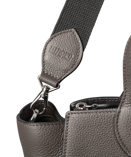 HIROFU(ヒロフ)の「【ヴァローレ】レザーハンドバッグ M 2WAY 本革(商品番号:P25-35415)(ハンドバッグ・レディース・アイボリー系1/グレー系その他2/グレー系その他/グレー系8・02)」の21枚目の写真
