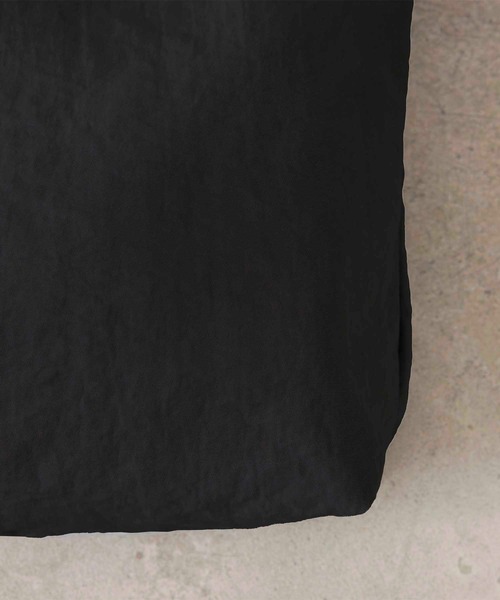 EFOLE(エフォル)の「Nylon side ribbon oneshoulder bag/ナイロン サイドリボン ワンショルダー バッグ(ショルダーバッグ・レディース・ライトグレー/ベージュ/ブラック・FREE)」の9枚目の写真