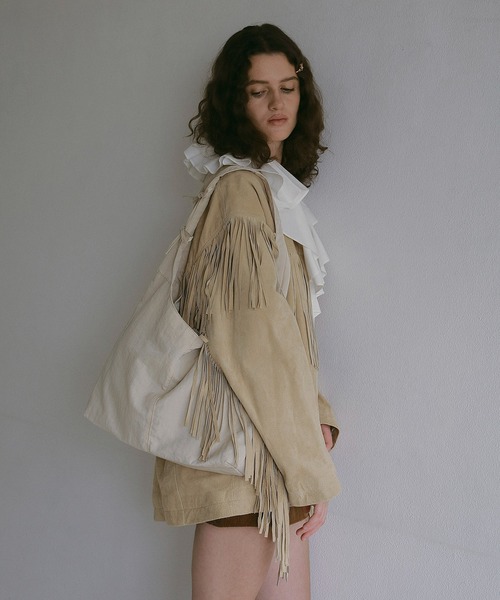 EFOLE(エフォル)の「Nylon side ribbon oneshoulder bag/ナイロン サイドリボン ワンショルダー バッグ(ショルダーバッグ・レディース・ライトグレー/ベージュ/ブラック・FREE)」の12枚目の写真