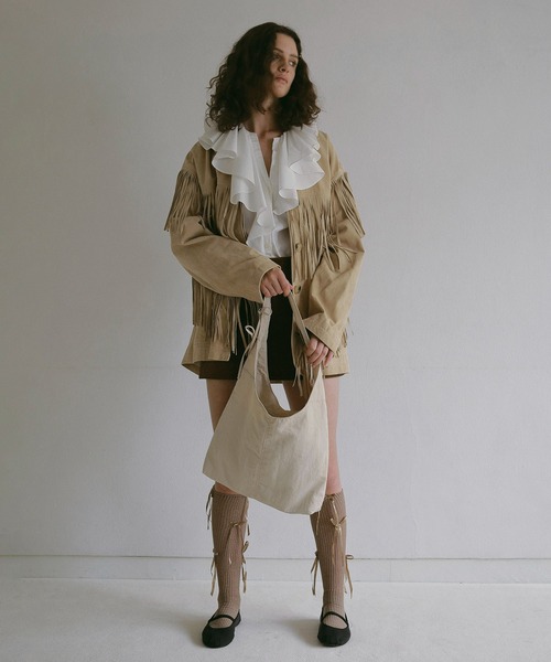 EFOLE(エフォル)の「Nylon side ribbon oneshoulder bag/ナイロン サイドリボン ワンショルダー バッグ(ショルダーバッグ・レディース・ライトグレー/ベージュ/ブラック・FREE)」の13枚目の写真