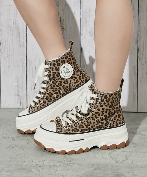 GORGE（ゴージ）の「厚底キャンバススニーカー（スニーカー・レディース・ブラック/オフホワイト/レオパード/カモフラージュ・S/M/L/LL）」の4枚目の写真