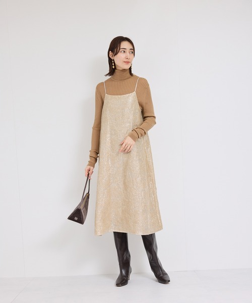 ROPE'(ロペ)の「スパンコールバックUキャミワンピース(ワンピース・レディース・ホワイト系その他/ベージュ・FREE)」の2枚目の写真