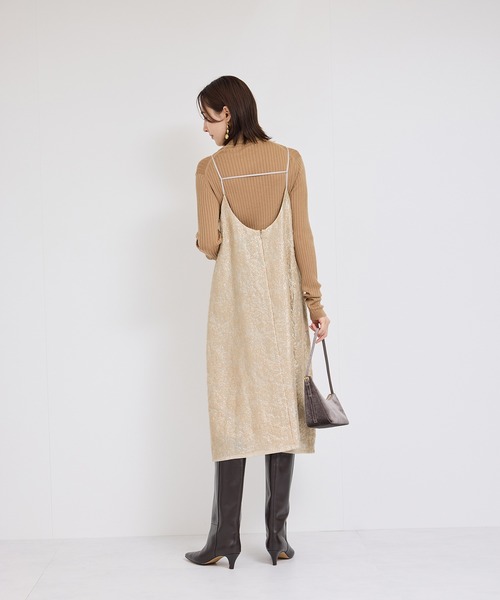 ROPE'(ロペ)の「スパンコールバックUキャミワンピース(ワンピース・レディース・ホワイト系その他/ベージュ・FREE)」の17枚目の写真