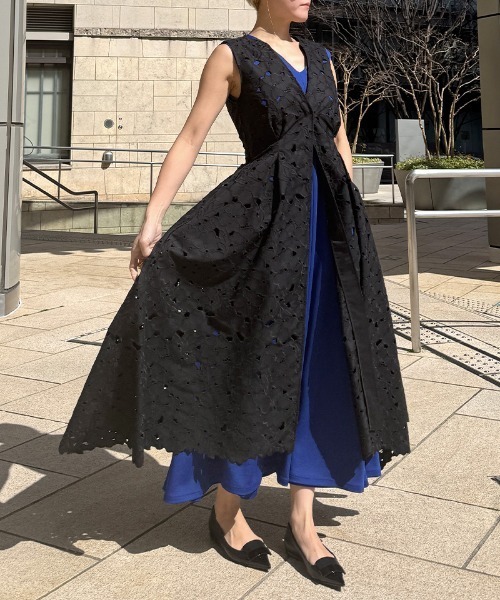JENNE（ジェンヌ）の「ラグジュアリーレースジレ（その他トップス・レディース・ベージュ/ブラック/ホワイト・SMALL/MEDIUM/LARGE）」の6枚目の写真