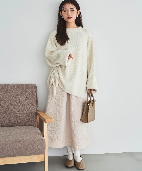 mil(ミル)の「【150㎝前後の小柄さんサイズ】ふわとろ ドロストニット(ニット/セーター・レディース・モカ/ライトグレー/オフホワイト・ONE SIZE)」の4枚目の写真