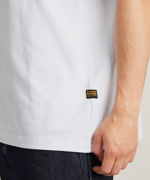 G-STAR（ジースター）の「BARCODE BACK GRAPHIC LOOSE T-SHIRT/バックグラフィックプリントオーバーサイズTシャツ（Tシャツ/カットソー・メンズ・ダークブラック/ホワイト・X-SMALL/SMALL/MEDIUM/LARGE/X-LARGE）」の8枚目の写真