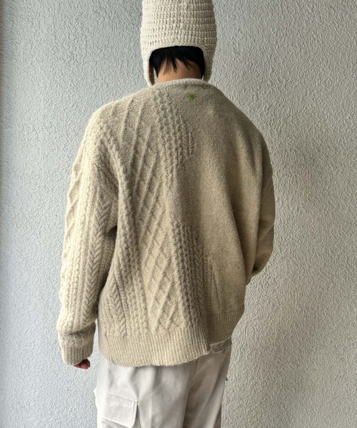 SENSE OF PLACE by URBAN RESEARCH（センスオブプレイスバイアーバンリサーチ）の「『別注』SHUHEI KOKI×SENSE OF PLACE　プリントニット（ニット/セーター・メンズ・ブルー/ライトベージュ/ダークブラウン・MEDIUM/LARGE）」の7枚目の写真