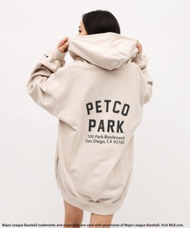 BACK TO THE FIELD（バック トゥー ザ フィールド）の「【MLB】クラックプリントパーカーワンピース（ワンピース）」