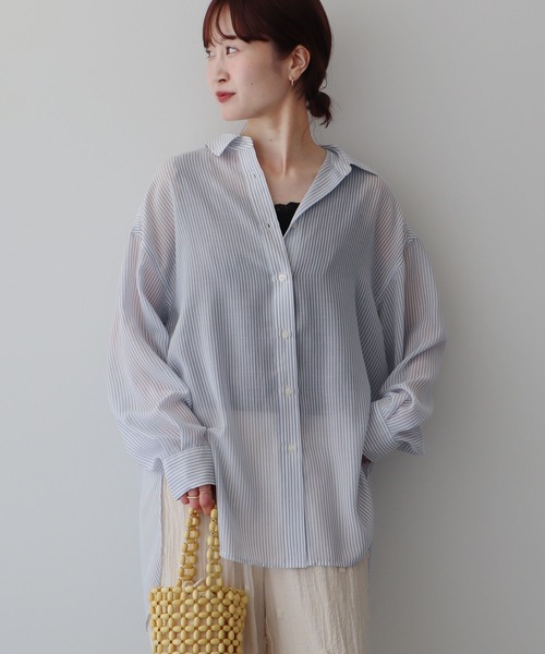 earth music&ecology（アースミュージックアンドエコロジー）の「【WEB限定】シアーシャツ（シャツ/ブラウス・レディース・ブルー/ストライプ/オフホワイト/ブラック・FREE）」の4枚目の写真