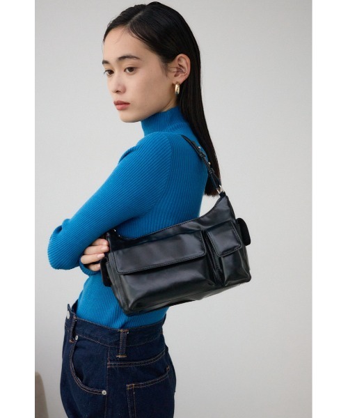 AZUL by moussy(アズールバイマウジー)の「アウトポケットワンハンドルバッグ(ショルダーバッグ・レディース・アイボリー/ブラック・FREE)」の19枚目の写真