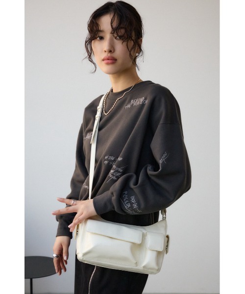 AZUL by moussy(アズールバイマウジー)の「アウトポケットワンハンドルバッグ(ショルダーバッグ・レディース・アイボリー/ブラック・FREE)」の18枚目の写真
