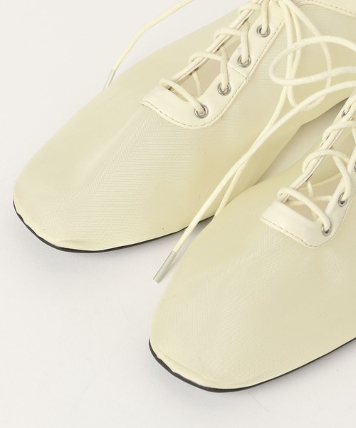 A part by（アパートバイ）の「シアーレースアップシューズ（スニーカー・レディース・ブラック/アイボリー・MEDIUM/LARGE）」の8枚目の写真